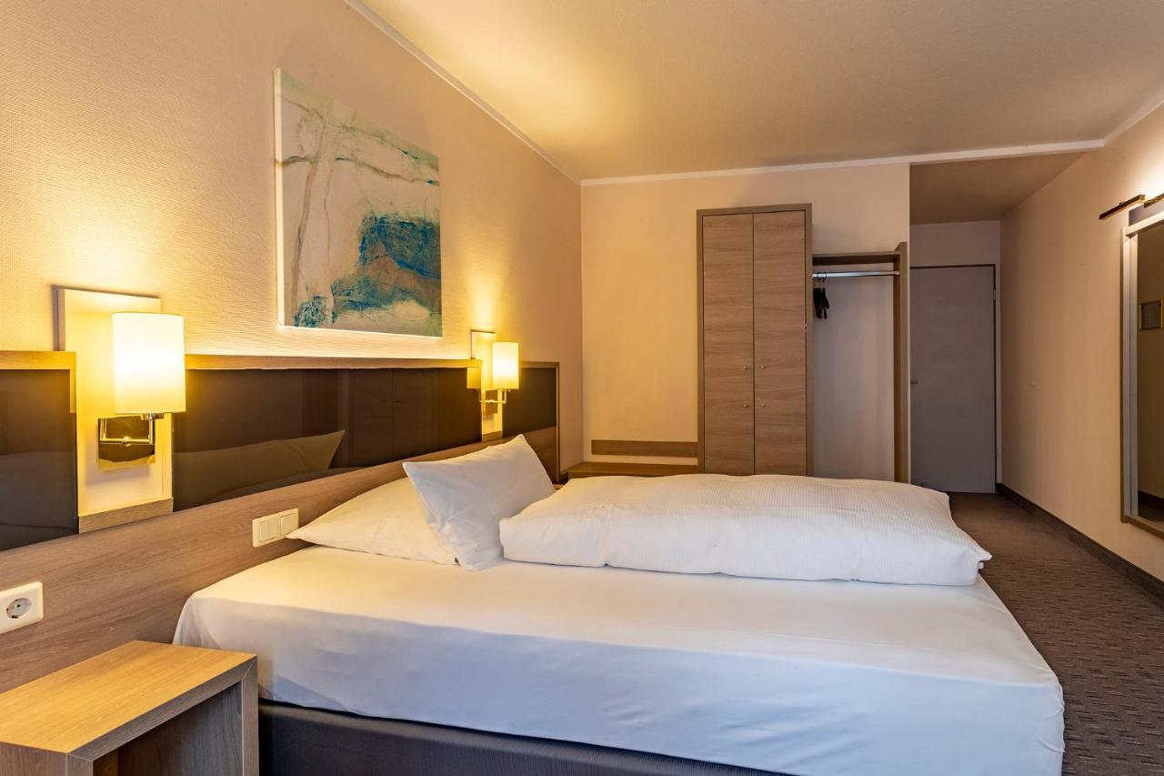 Parkhotel Berghoelzchen Hildesheim Exterior photo