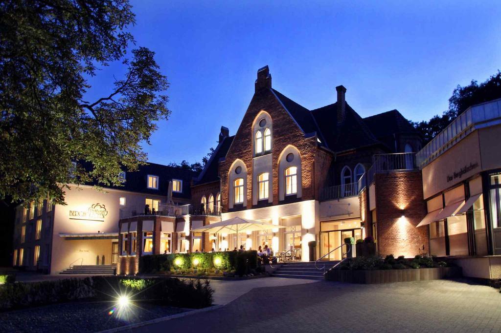 Parkhotel Berghoelzchen Hildesheim Exterior photo
