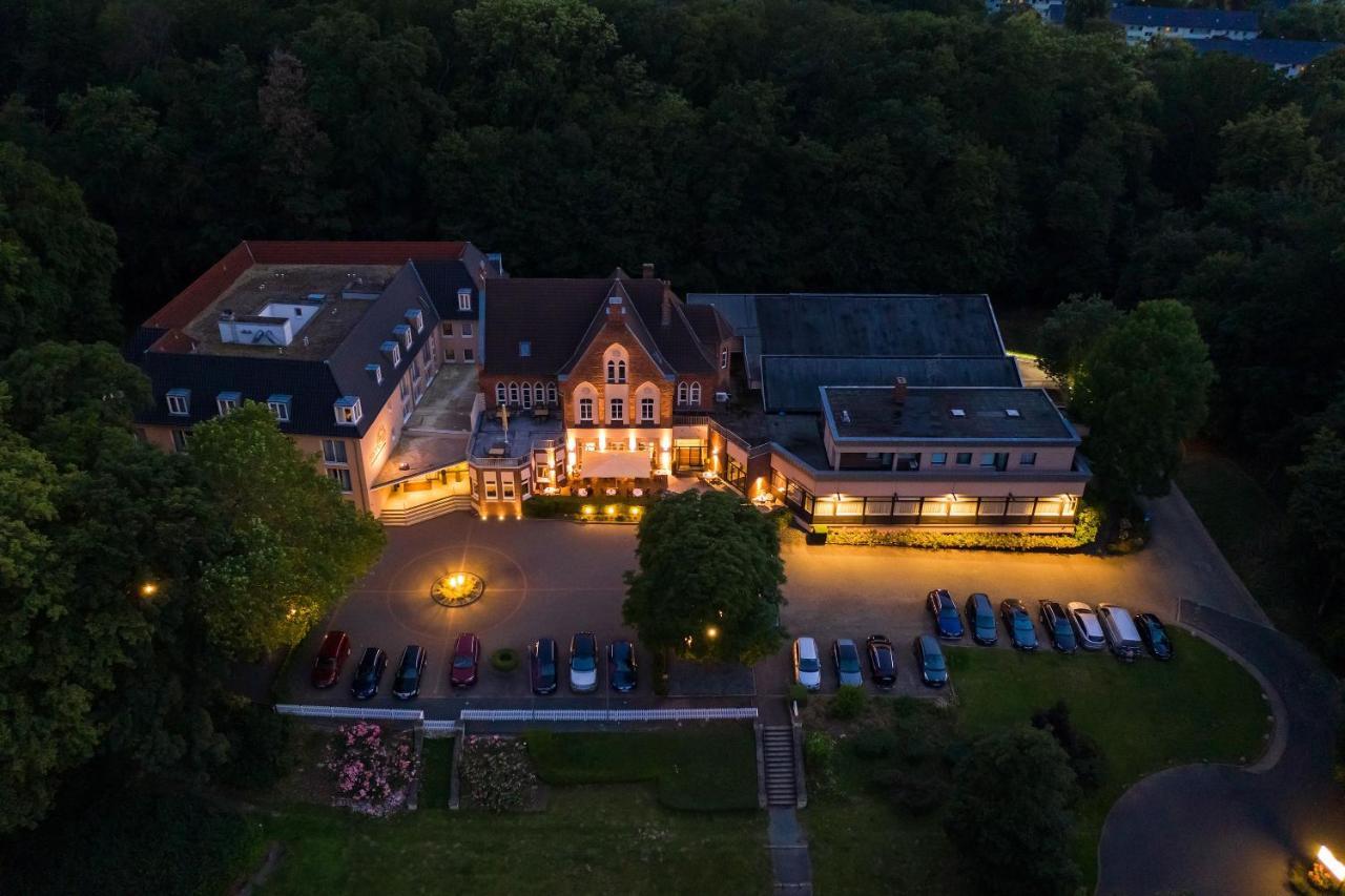 Parkhotel Berghoelzchen Hildesheim Exterior photo